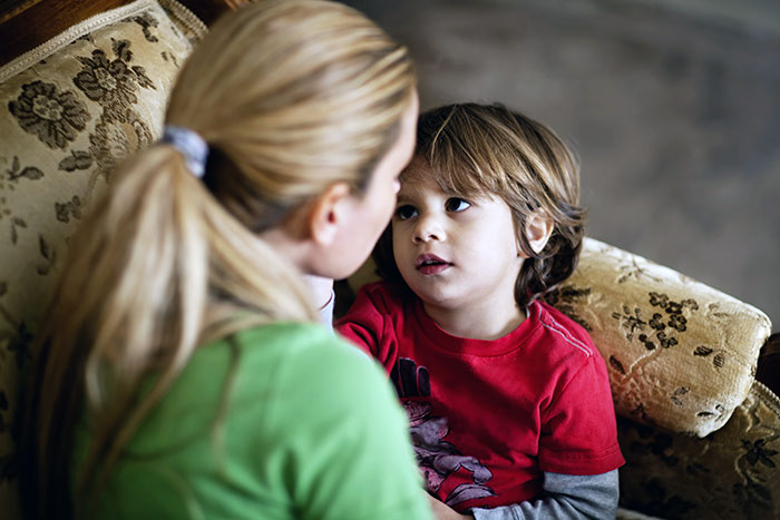 Tartamudeo en los niños: qué hacer () Tartamudeo en los niños: qué hacer.