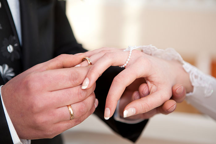 Marry a Foreigner: Legal Subtleties of International Marriage () Marry a Foreigner: Legal Subtleties of International Marriage